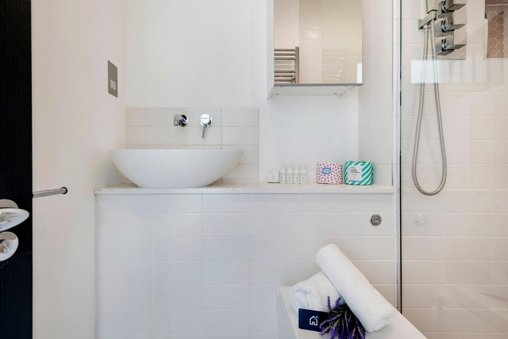 Apartamento Modern And Bright Highgate Gem Londres Exterior foto